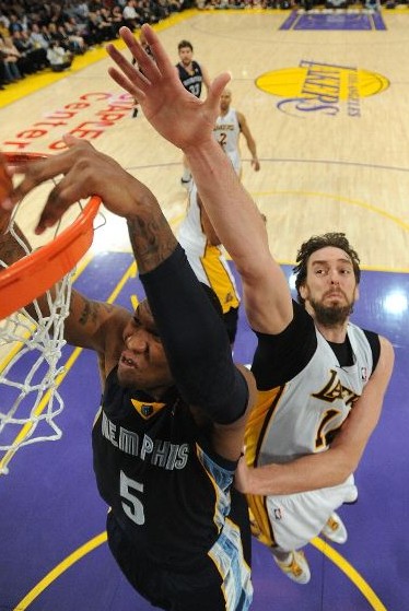 参与体育活 参与体育活