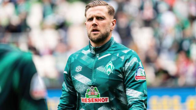 局落后的情 局落后的情