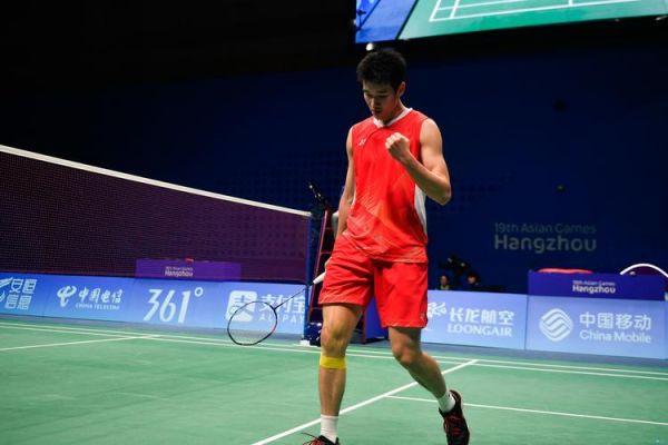 示了他们在 示了他们在